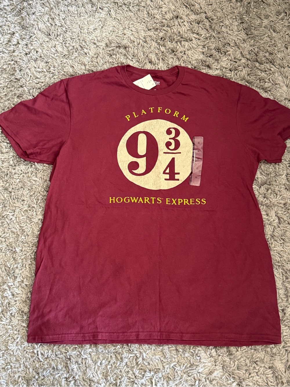 Platform 9 3/4 Hogwarts Express Maroon Graphic Tee size XL